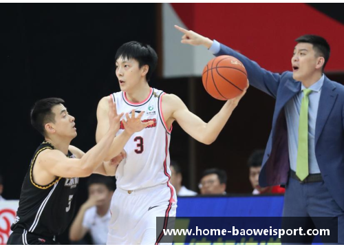 杨毅解析NBA：深度剖析比赛内外的战术和球员动态